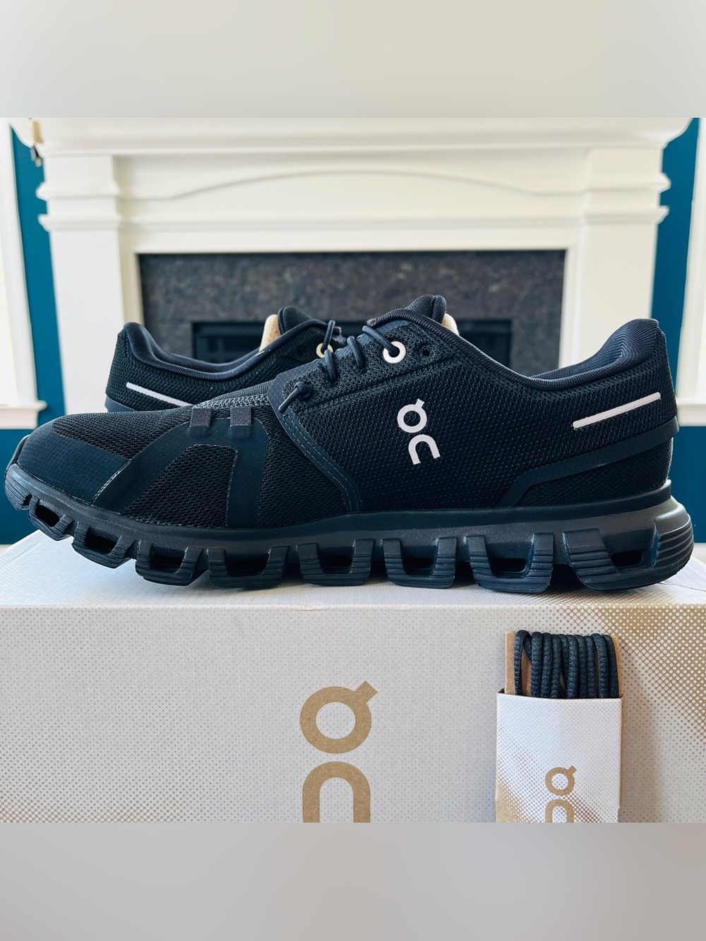 Sz 10 On Cloud 6 Women's Running Shoes All Black 3WF10061043 NEW - Picture 2 of 7